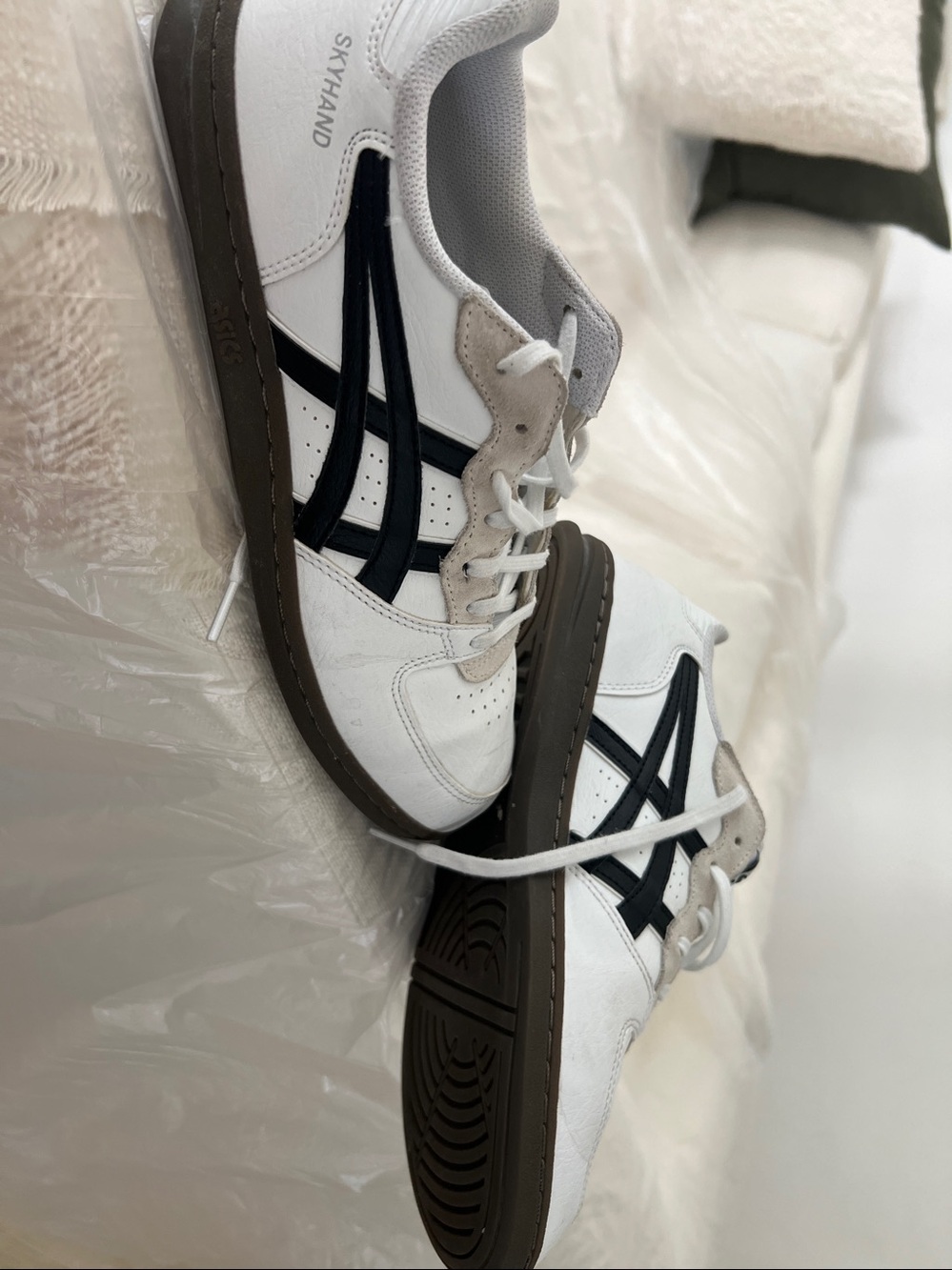 ASICS men’s 7.5 Nice! Briefly under with insoles so liners have been removed - Picture 2 of 9